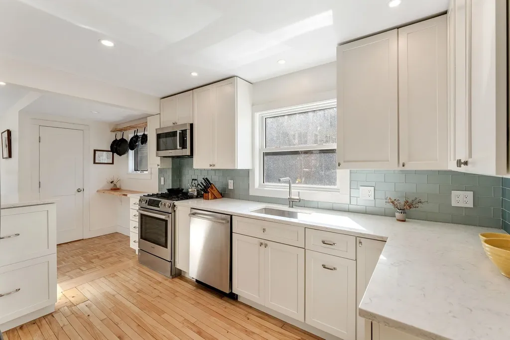 4 University Road Burlington VT 05401