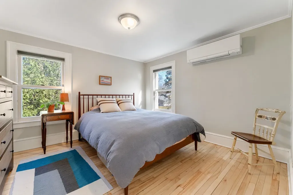 4 University Road Burlington VT 05401