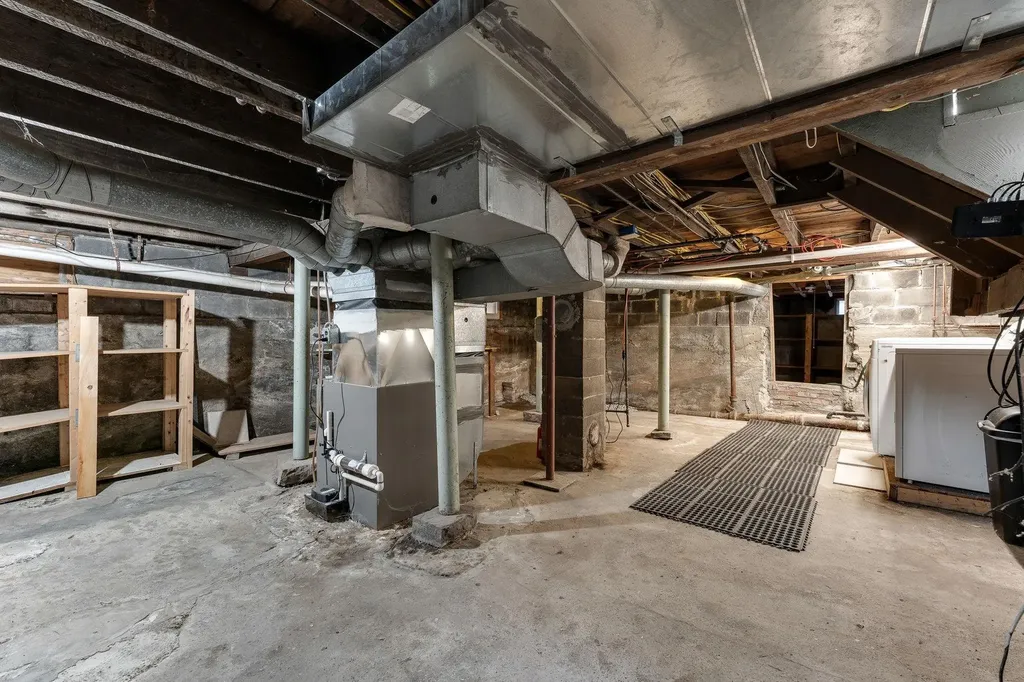 4 University Road Burlington VT 05401