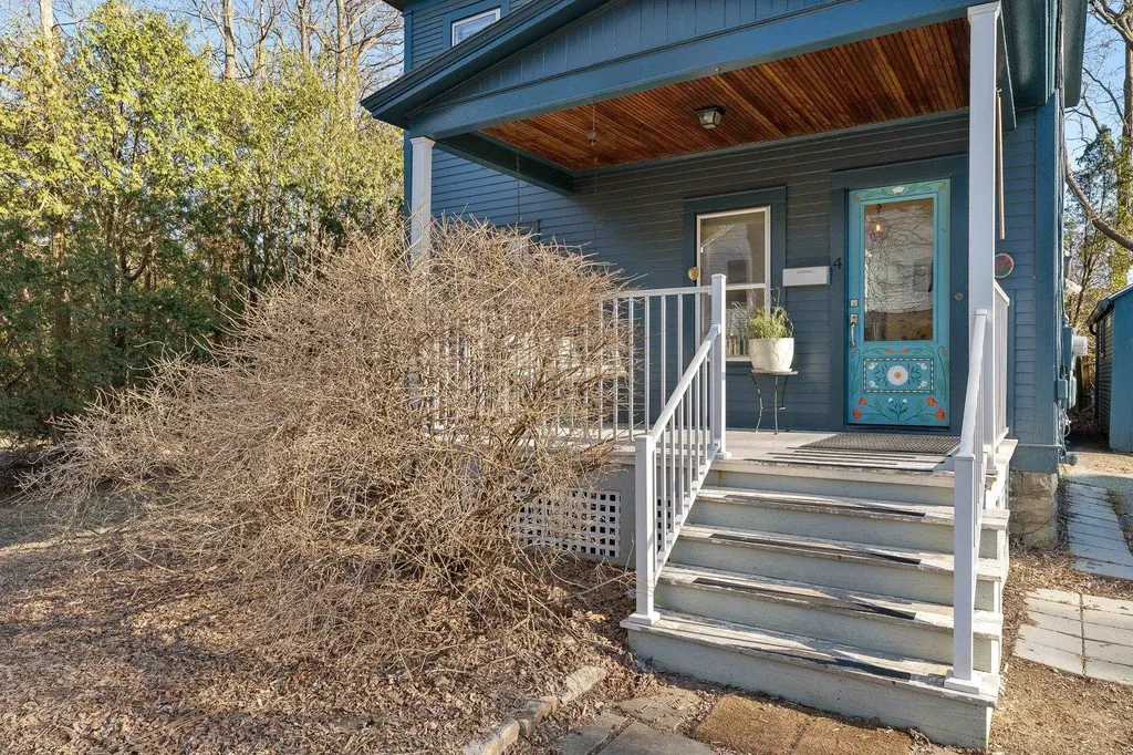 4 University Road Burlington VT 05401