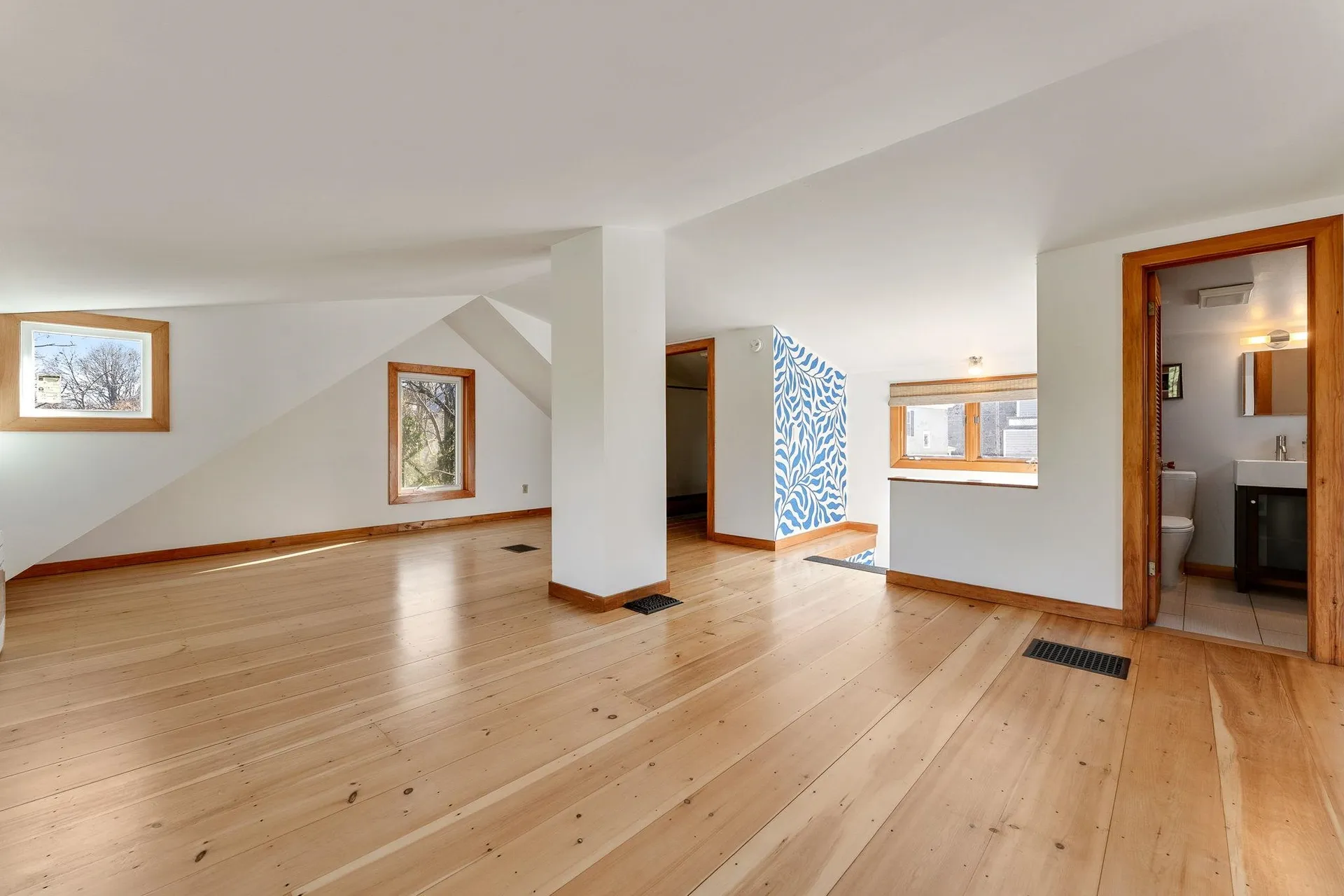 4 University Road Burlington VT 05401