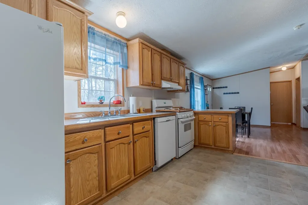 13 Atwood Street Rochester NH 03820