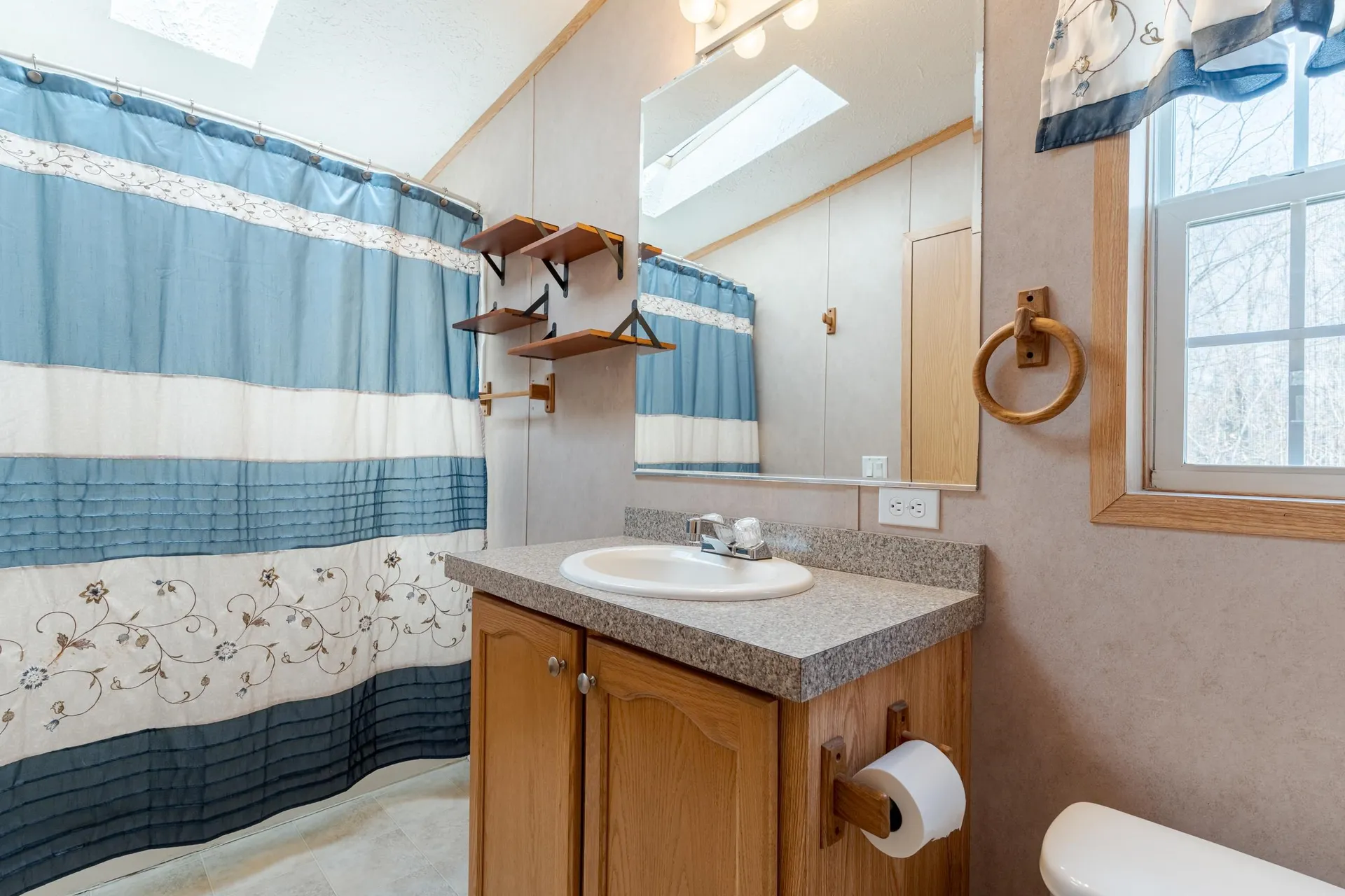 13 Atwood Street Rochester NH 03820