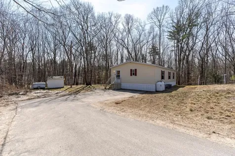 13 Atwood Street Rochester NH 03820
