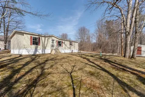 13 Atwood Street Rochester NH 03820