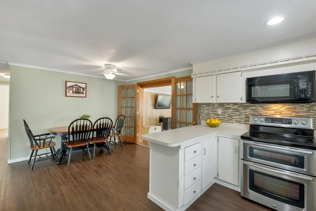 11 A Street Seabrook NH 03874