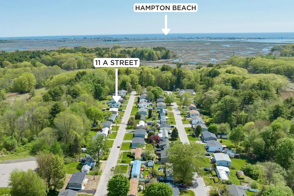 11 A Street Seabrook NH 03874