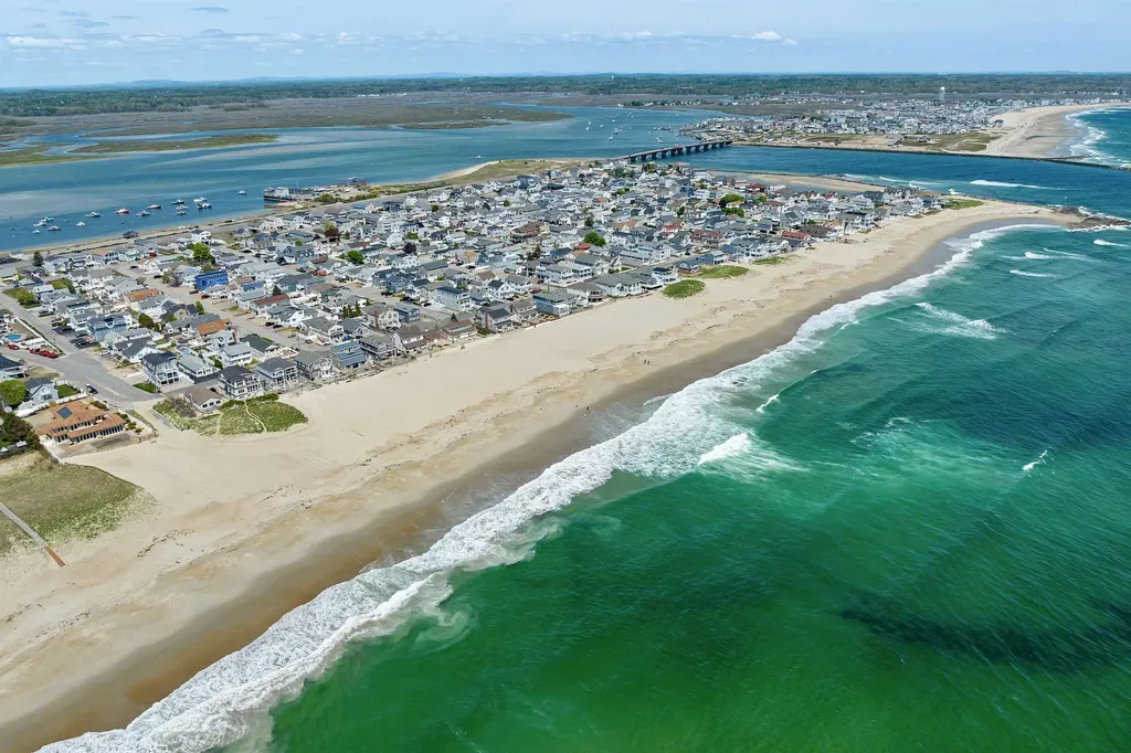 11 A Street Seabrook NH 03874