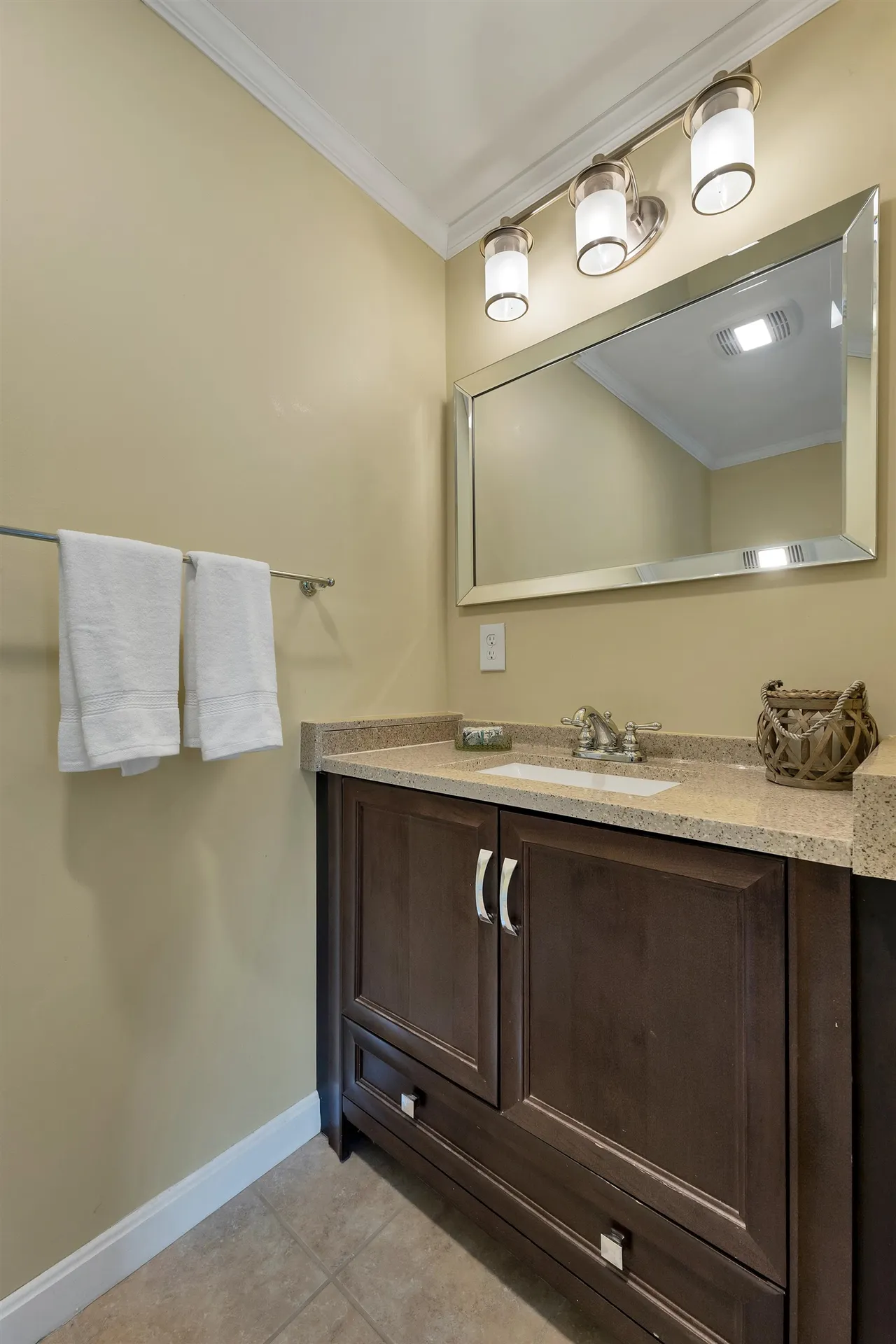 11 A Street Seabrook NH 03874