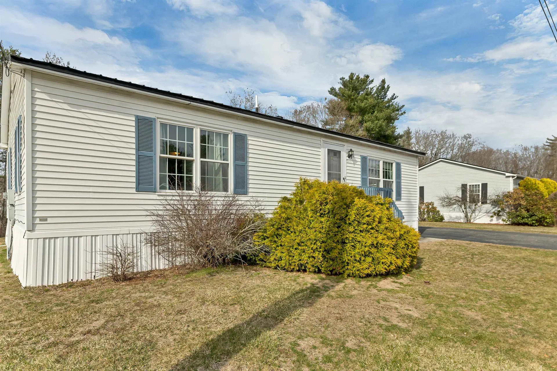 11 A Street Seabrook NH 03874