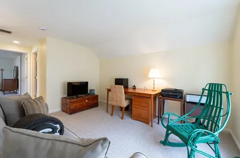 33 Hampton Meadows Hampton NH 03842