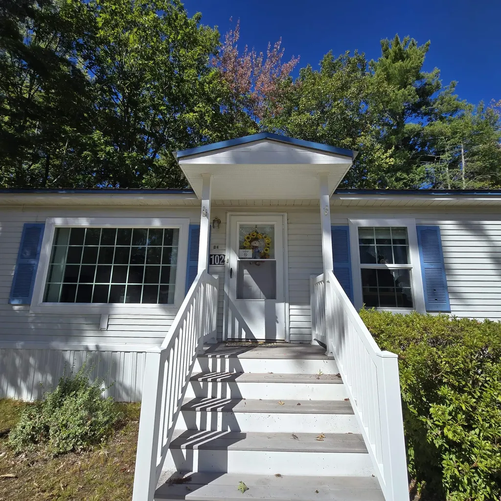 102 Osprey Road Alton NH 03809