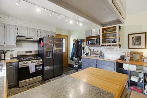 695 Dermody Road Bennington VT 05201