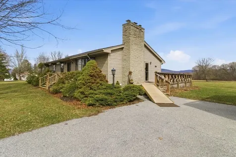 695 Dermody Road Bennington VT 05201