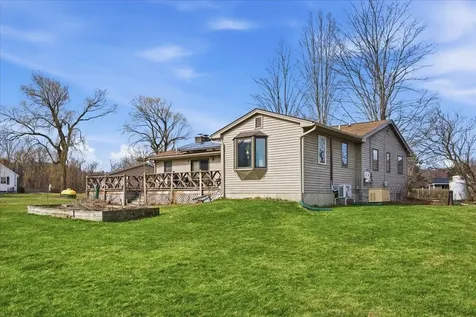 695 Dermody Road Bennington VT 05201