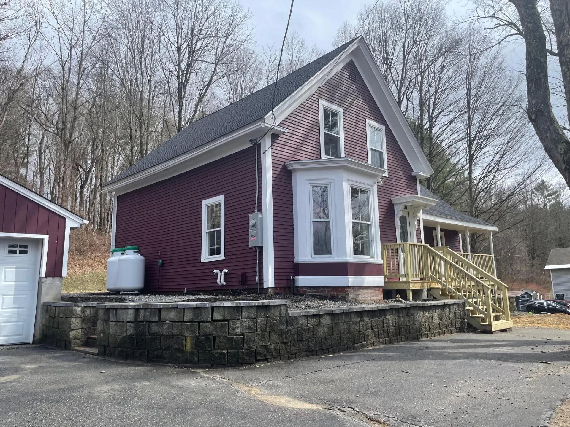 10 Hillside Avenue Swanzey NH 03446