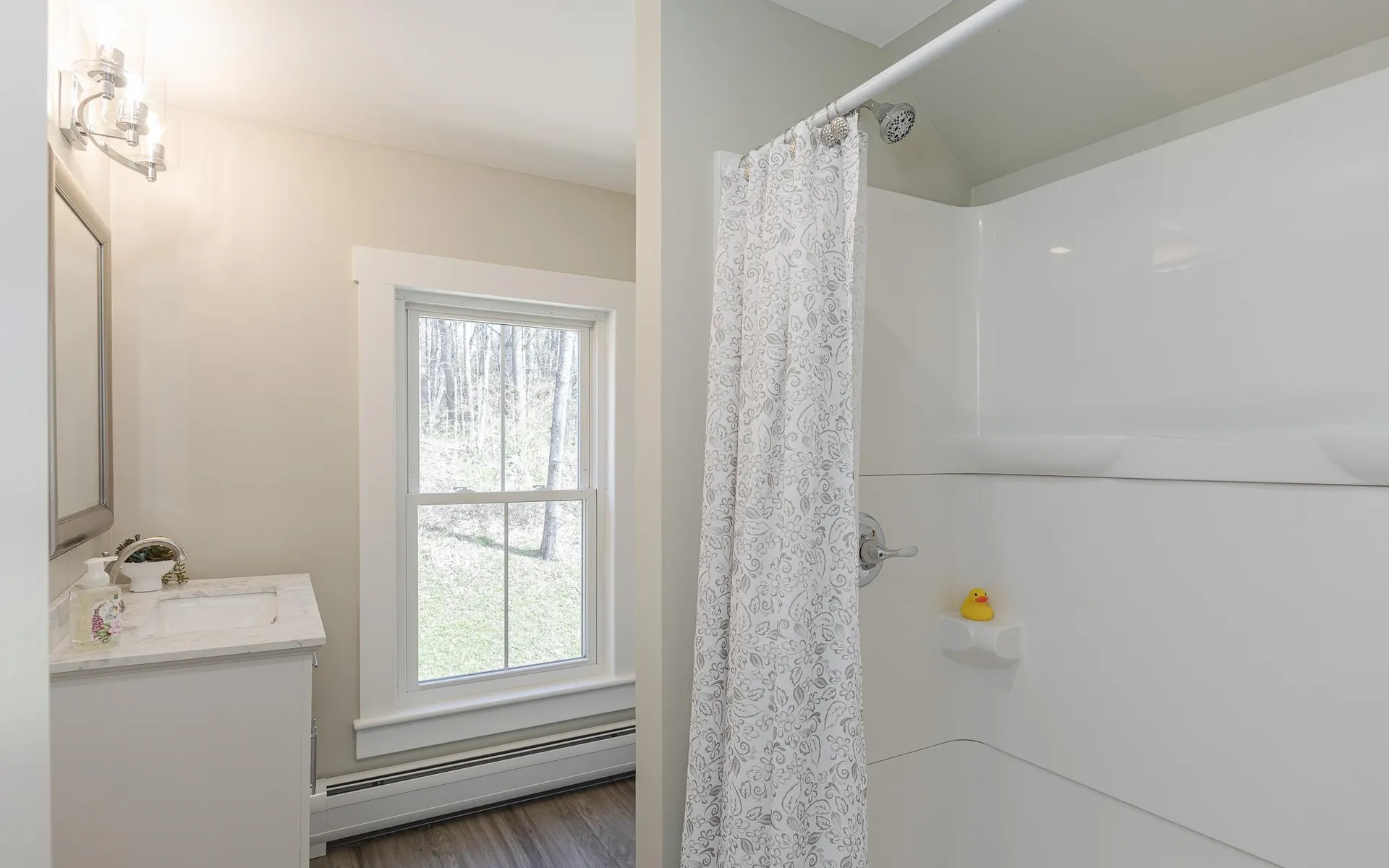 10 Hillside Avenue Swanzey NH 03446