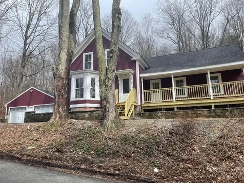 10 Hillside Avenue Swanzey NH 03446