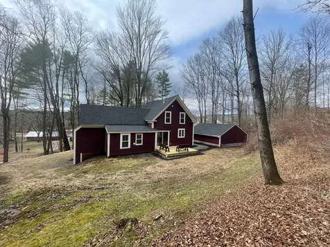 10 Hillside Avenue Swanzey NH 03446