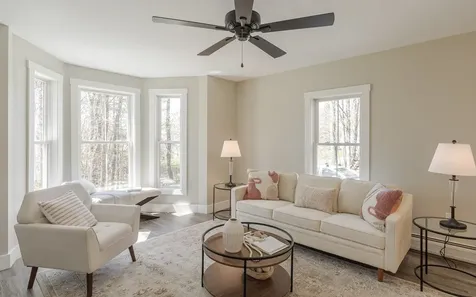 10 Hillside Avenue Swanzey NH 03446