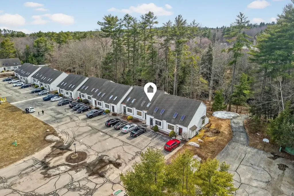 202 Route 27 Raymond NH 03077