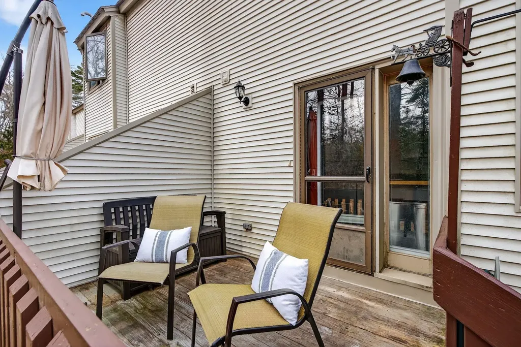 202 Route 27 Raymond NH 03077