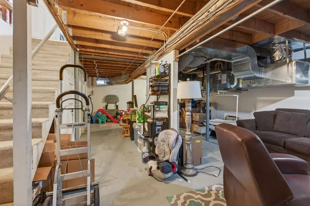 202 Route 27 Raymond NH 03077