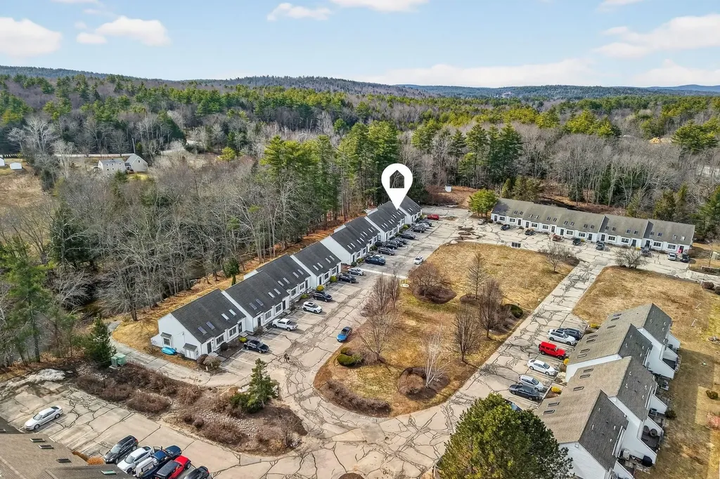 202 Route 27 Raymond NH 03077