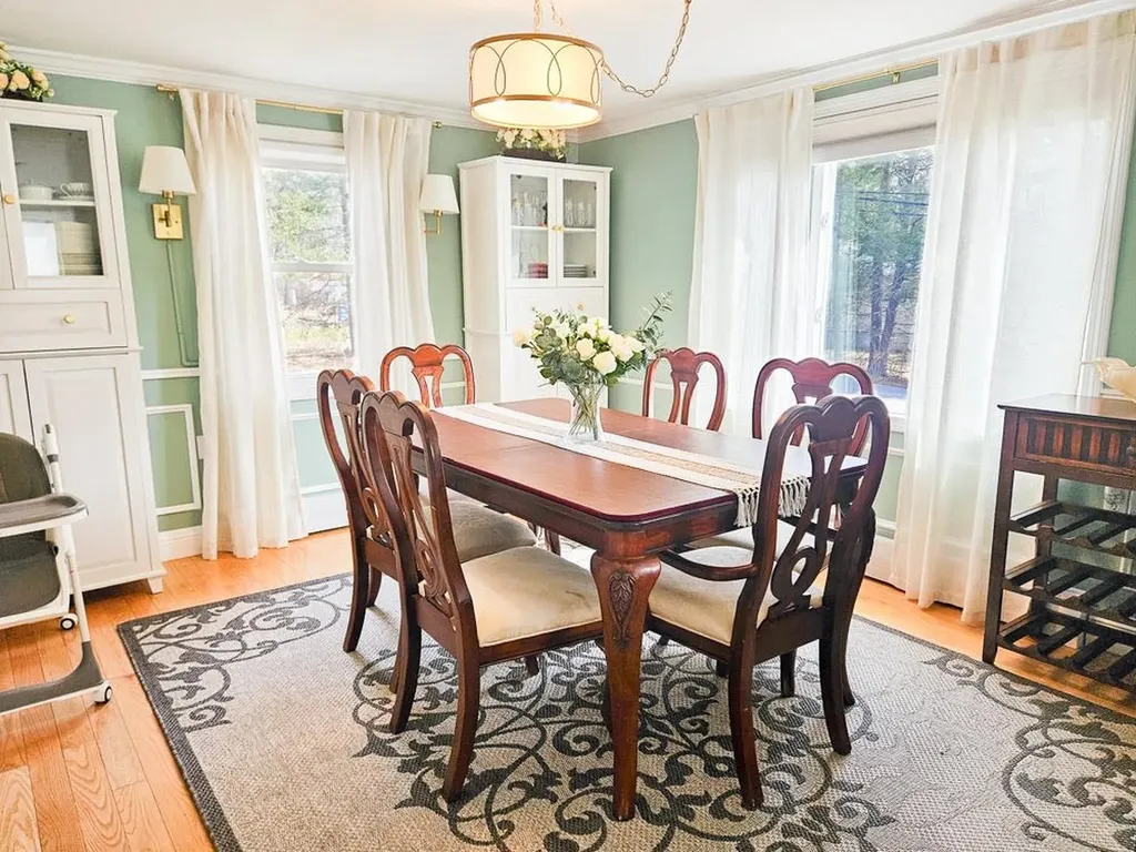 15 Ayers Lane Dover NH 03820