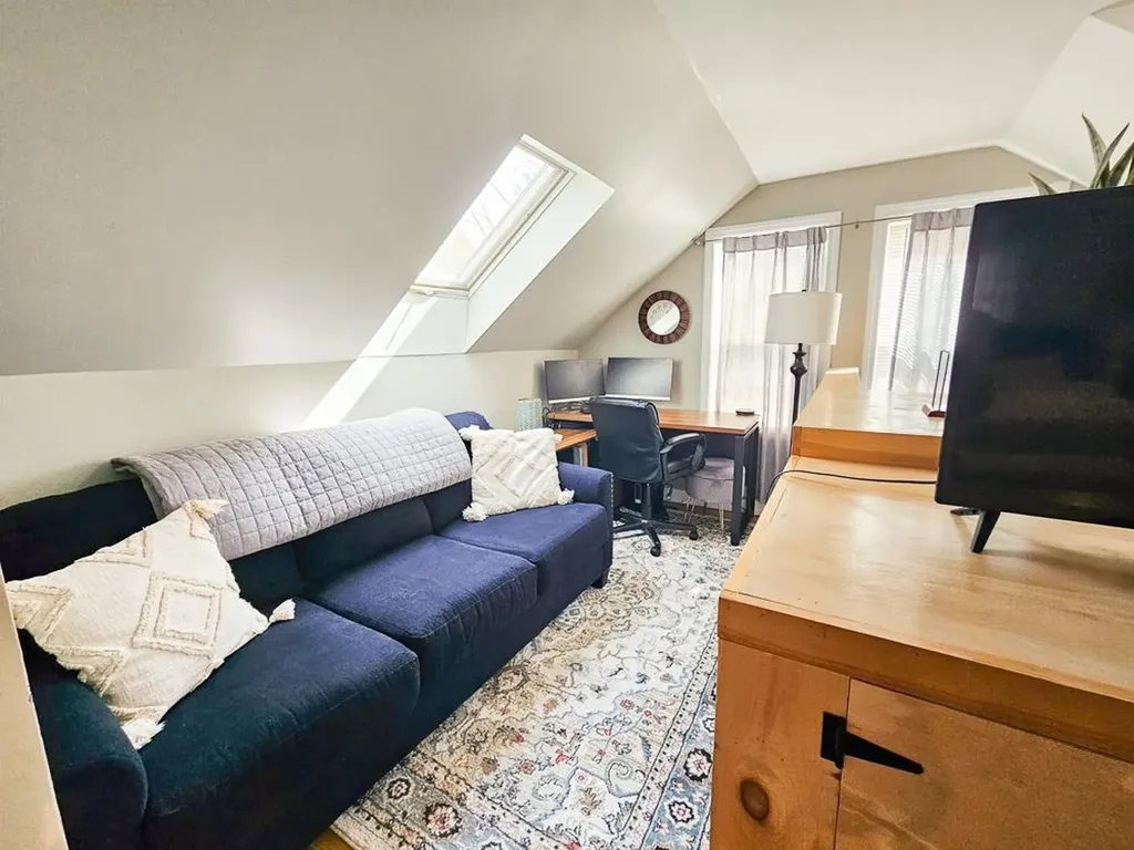 15 Ayers Lane Dover NH 03820