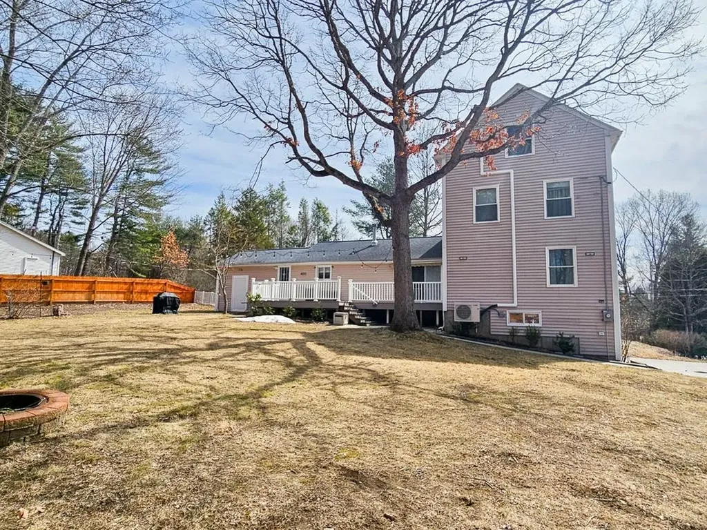 15 Ayers Lane Dover NH 03820