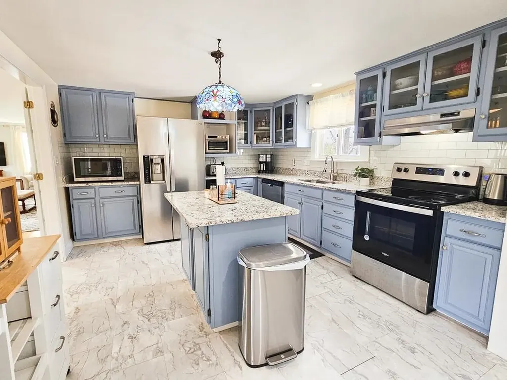15 Ayers Lane Dover NH 03820