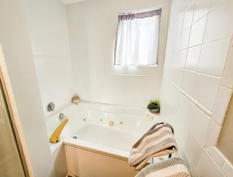 15 Ayers Lane Dover NH 03820