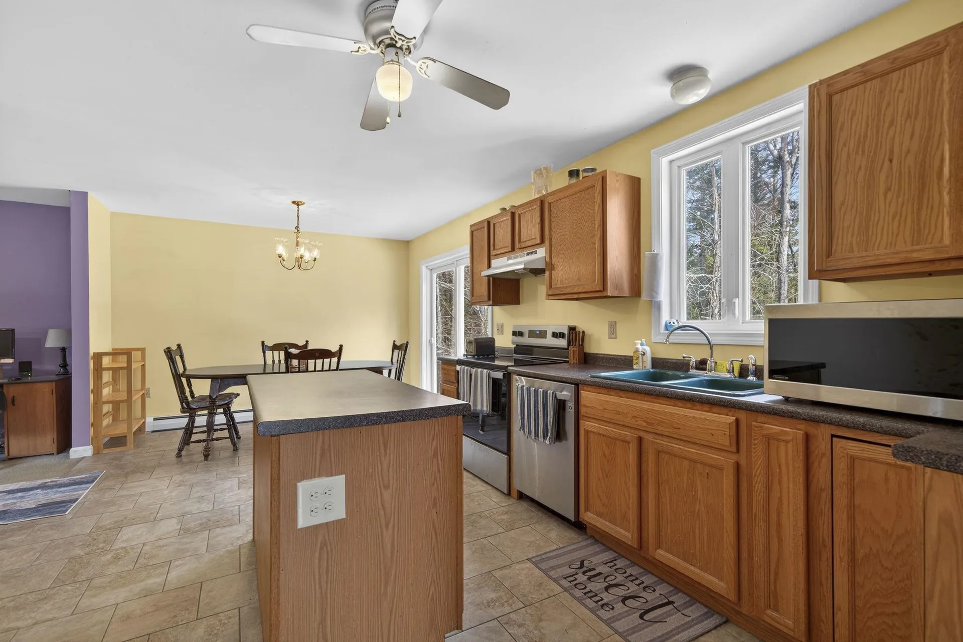 14 Madison Circle Hillsborough NH 03244
