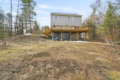 14 Madison Circle Hillsborough NH 03244