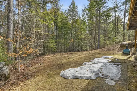 14 Madison Circle Hillsborough NH 03244