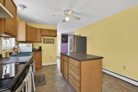 14 Madison Circle Hillsborough NH 03244