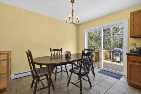 14 Madison Circle Hillsborough NH 03244