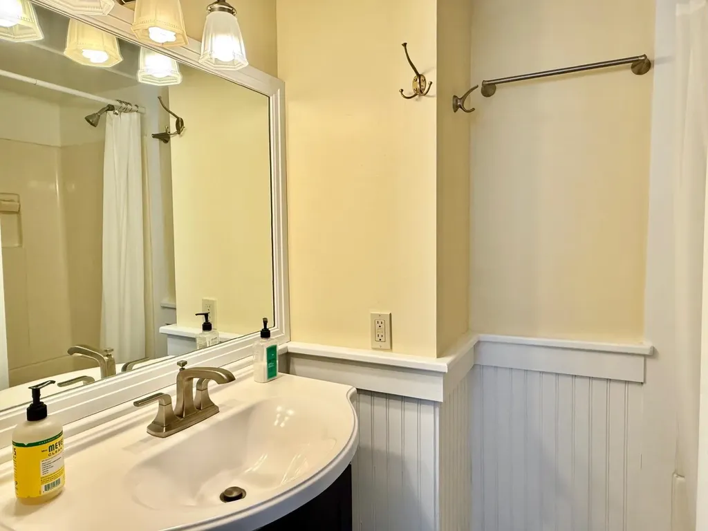 529 North Shore Road Chesterfield NH 03642