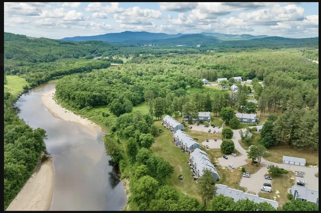 22 Circle Drive Ashland NH 03217