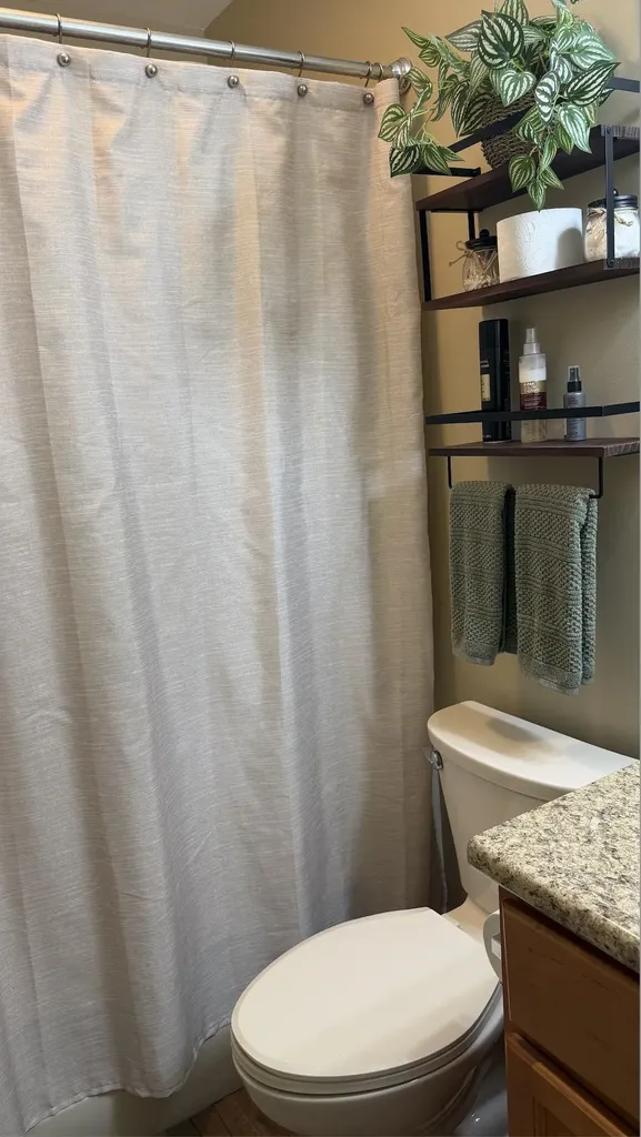 22 Circle Drive Ashland NH 03217