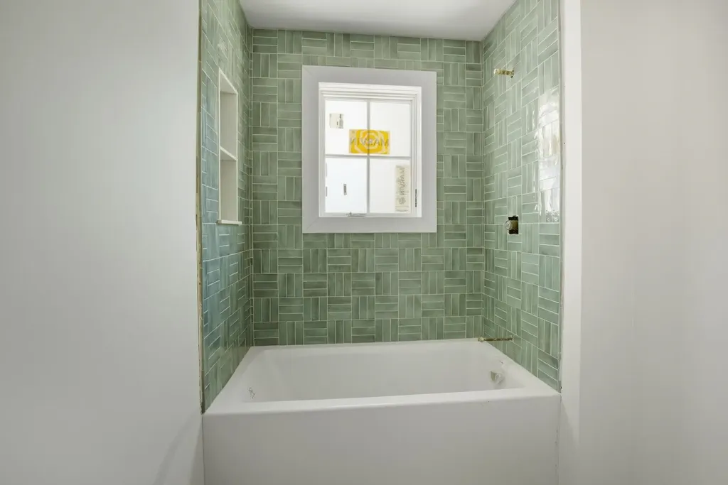 72 Wadleigh Street Exeter NH 03833