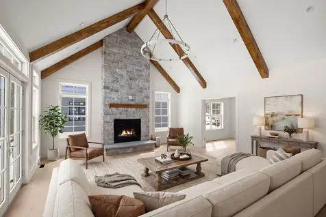 86 Wadleigh Street Exeter NH 03833