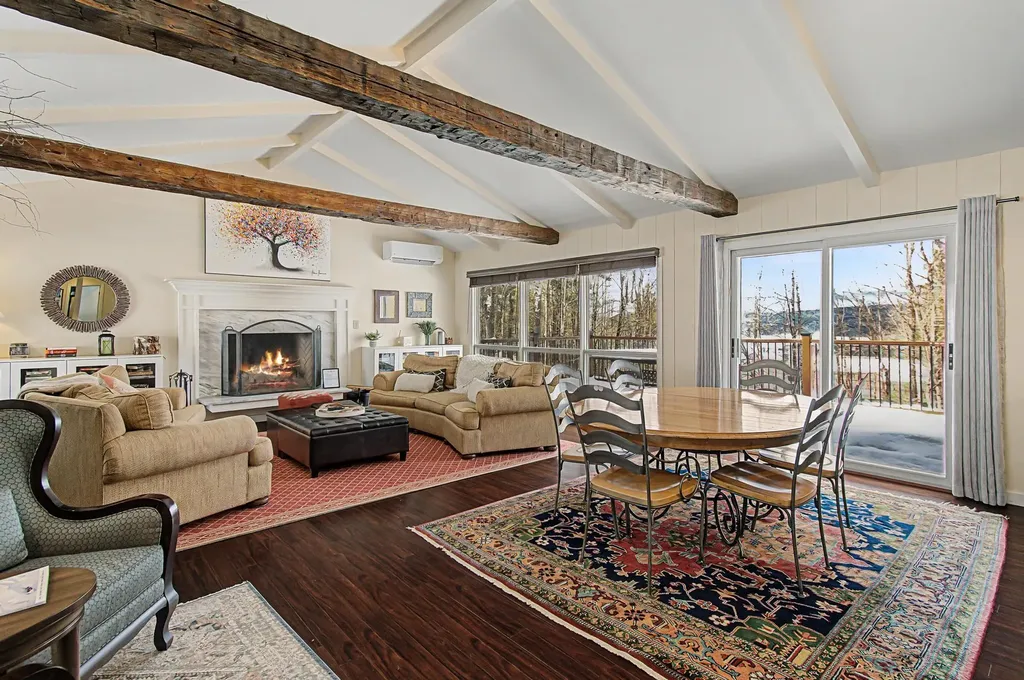 221 Brush Hill Road Stowe VT 05672