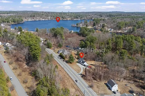 49 Chester Road Derry NH 03038