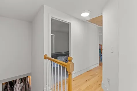 49 Chester Road Derry NH 03038