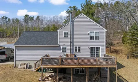 49 Chester Road Derry NH 03038