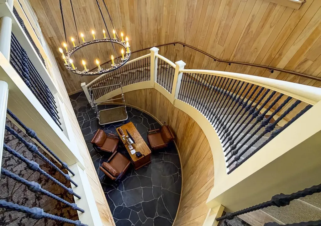 102 Forest Drive Warren VT 05674