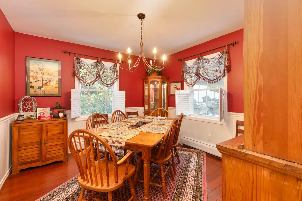 1376 Nh Route 11 Sunapee NH 03751