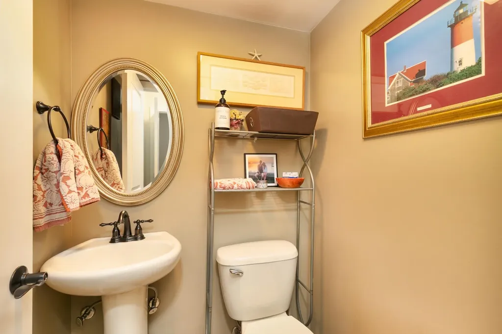 1376 Nh Route 11 Sunapee NH 03751
